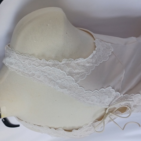 Forever 21 Cream Lace Tank Top, M, 16" PTP - Picture 2 of 5